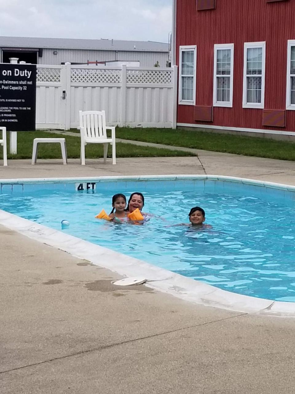 Countryside Inn Nappanee Zewnętrze zdjęcie